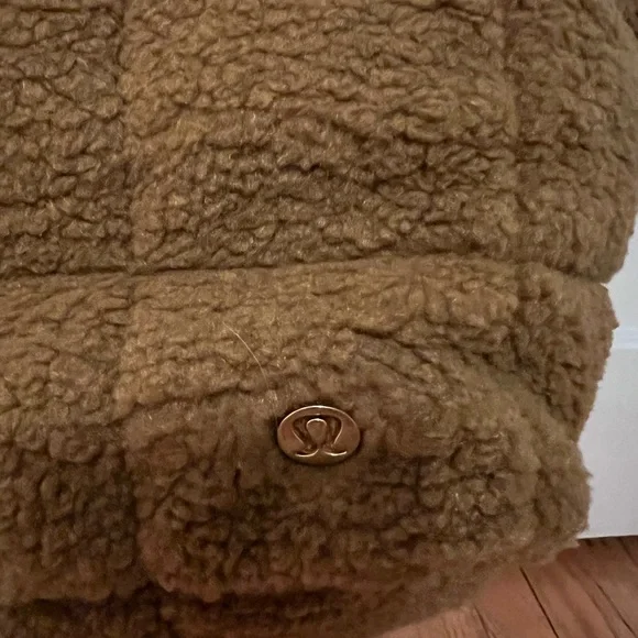 NWT Lululemon quilted grid tote bag 26L yoga brown burnt caramel - Picture 2 of 10